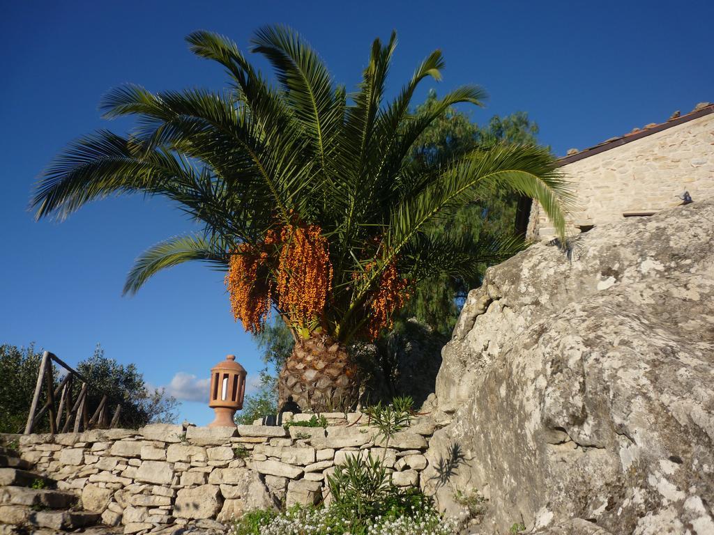 Bed and Breakfast Rocca Del Vento San Pantaleone Esterno foto