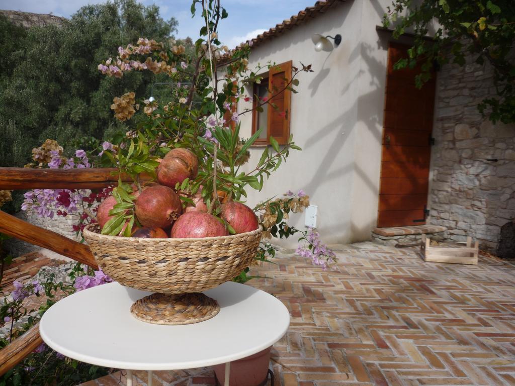 Bed and Breakfast Rocca Del Vento San Pantaleone Esterno foto