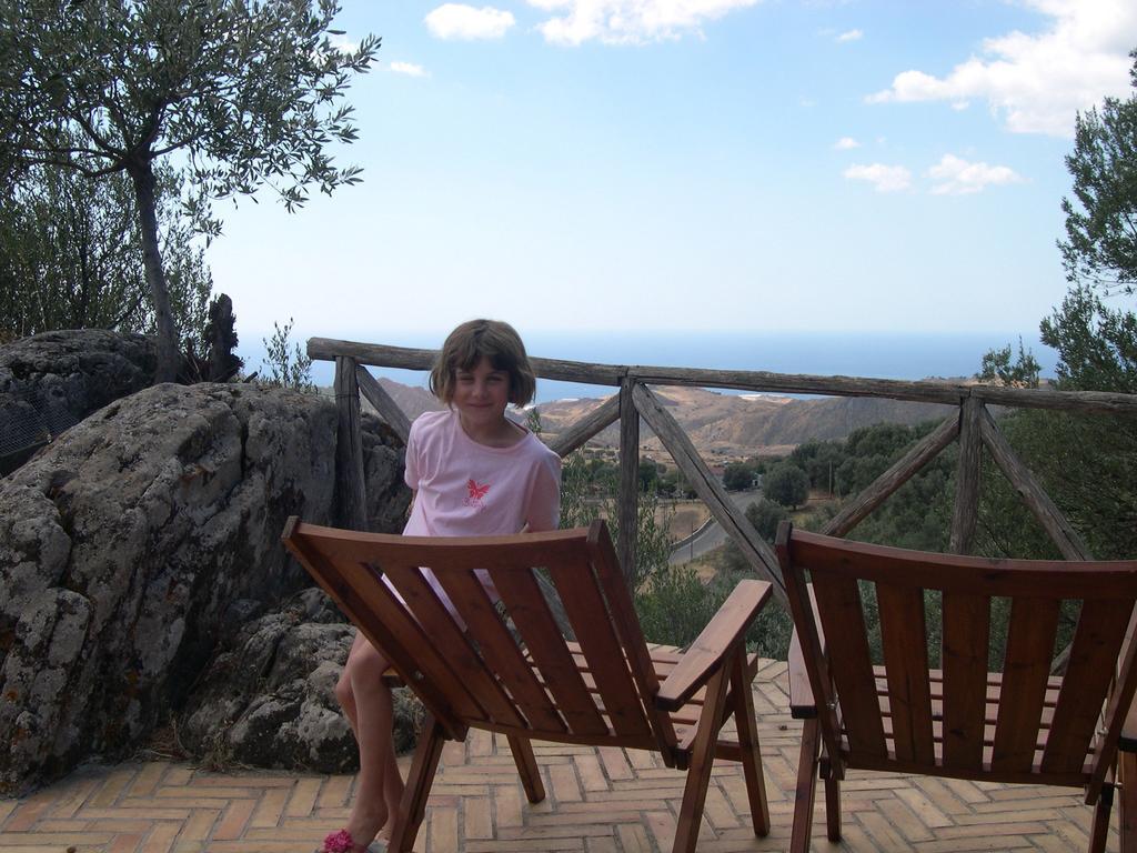 Bed and Breakfast Rocca Del Vento San Pantaleone Camera foto