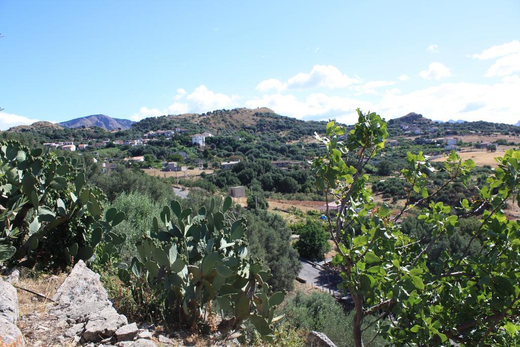 Bed and Breakfast Rocca Del Vento San Pantaleone Esterno foto